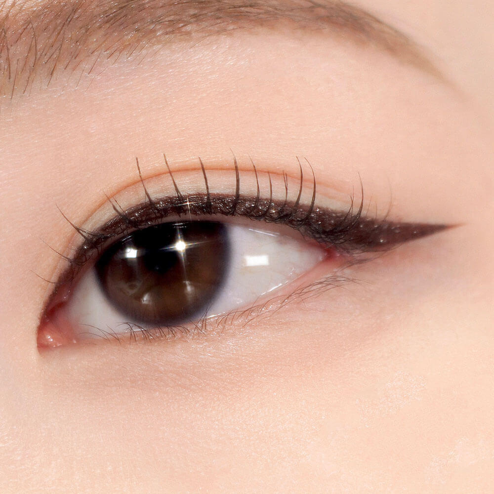 Стойкая подводка для глаз с блёстками rom&nd Twinkle Pen Liner 04 Midnight Ash