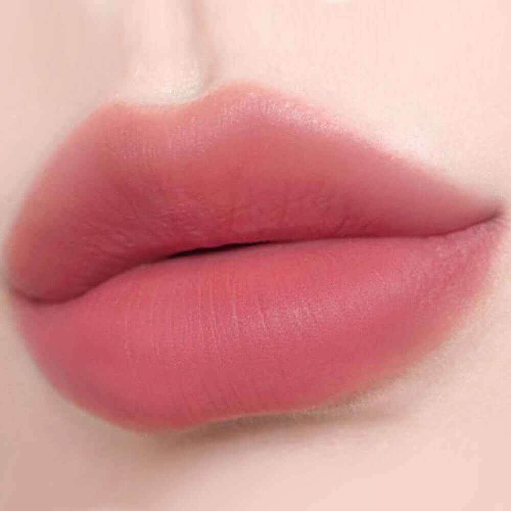Матовый тинт-бальзам для губ BRAYE Thin Water Blur Tint 03 Classy