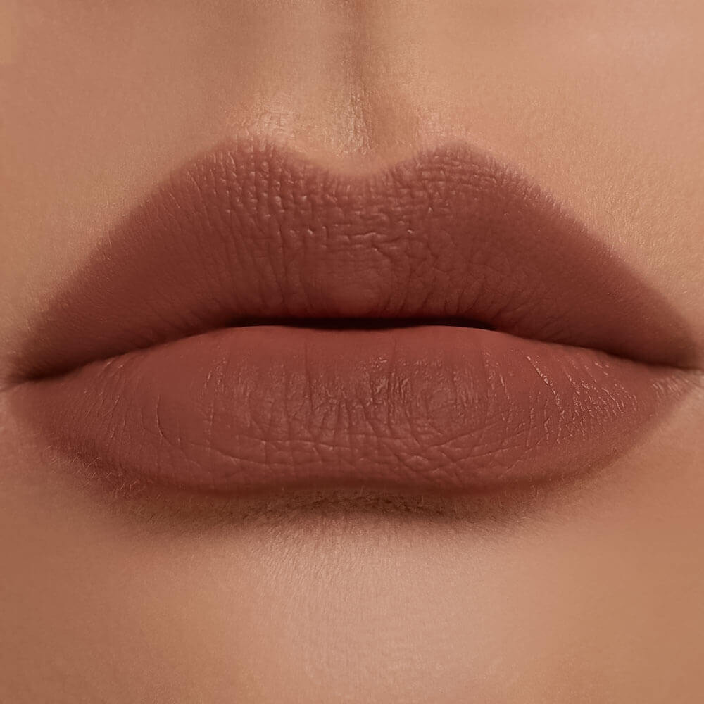 Жидкая вельветовая помада для губ Kaja Love Swipe Lightweight Cushiony Lip Mousse 04 Swipe Right