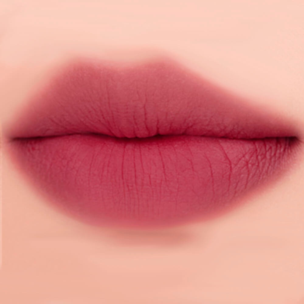 Лимитированный матовый тинт для губ rom&nd X Inapsquare Blur Fudge Tint 18 Bad Berry
